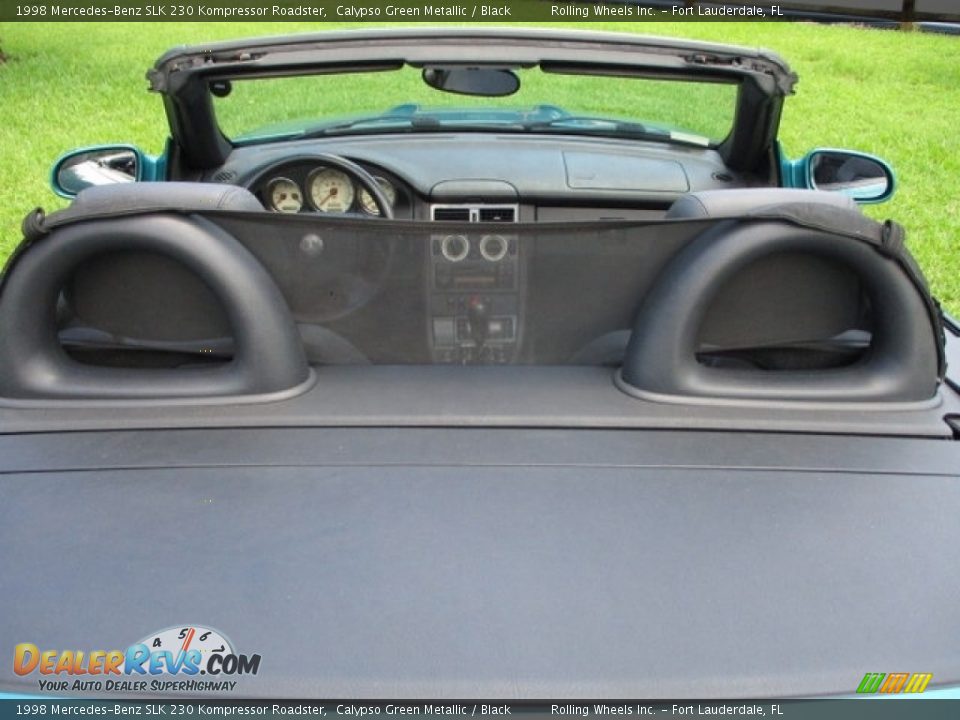 1998 Mercedes-Benz SLK 230 Kompressor Roadster Calypso Green Metallic / Black Photo #27