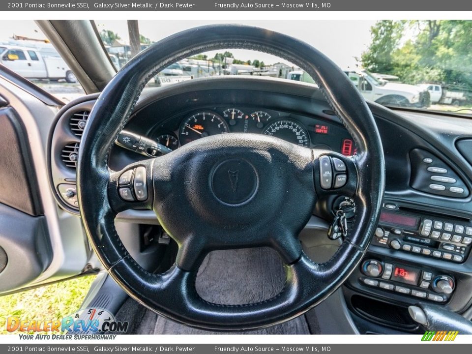 2001 Pontiac Bonneville SSEi Galaxy Silver Metallic / Dark Pewter Photo #17