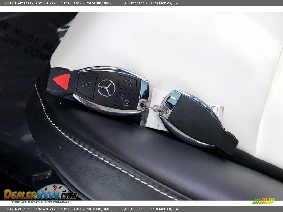 2017 Mercedes-Benz AMG GT Coupe Black / Porcelain/Black Photo #10