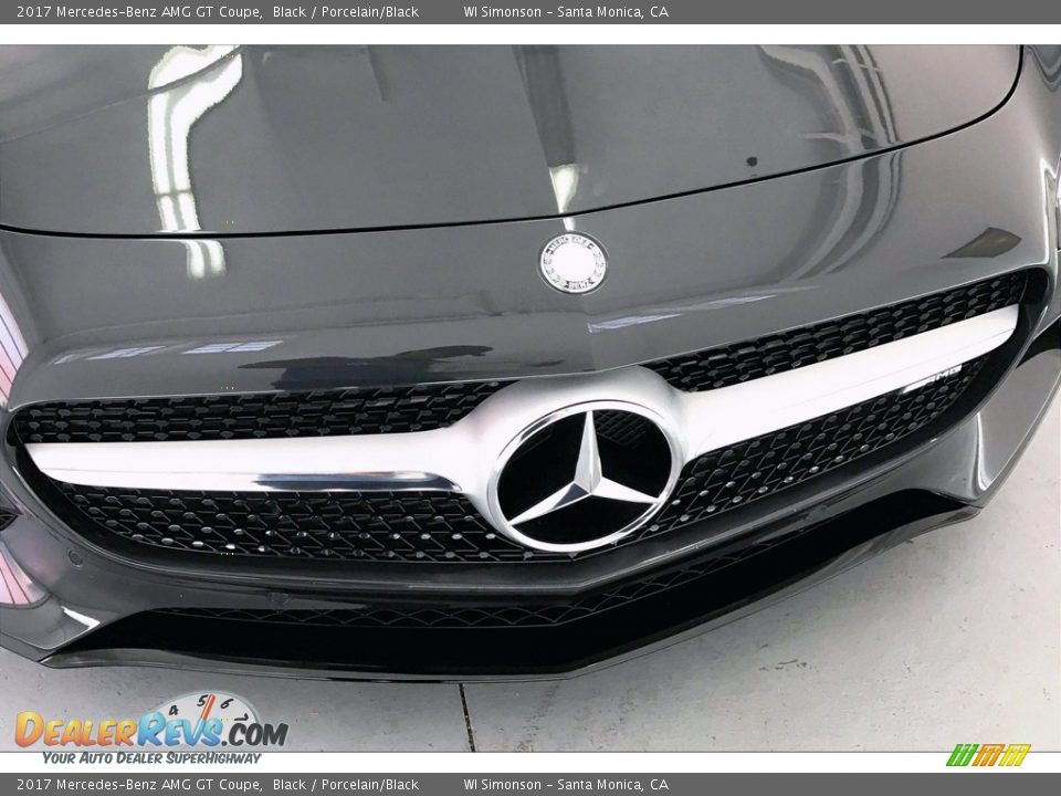2017 Mercedes-Benz AMG GT Coupe Black / Porcelain/Black Photo #29