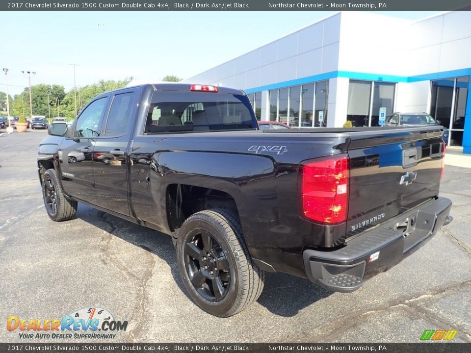 2017 Chevrolet Silverado 1500 Custom Double Cab 4x4 Black / Dark Ash/Jet Black Photo #4