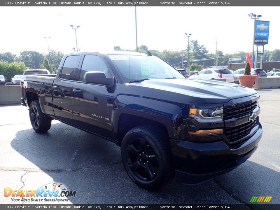 2017 Chevrolet Silverado 1500 Custom Double Cab 4x4 Black / Dark Ash/Jet Black Photo #10
