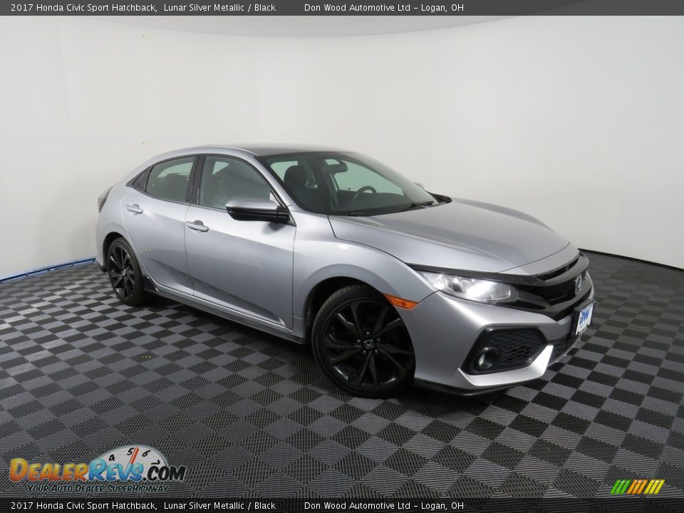 Front 3/4 View of 2017 Honda Civic Sport Hatchback Photo #3