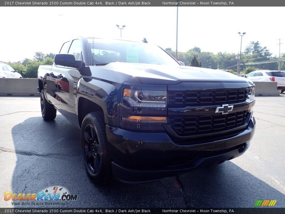 2017 Chevrolet Silverado 1500 Custom Double Cab 4x4 Black / Dark Ash/Jet Black Photo #11