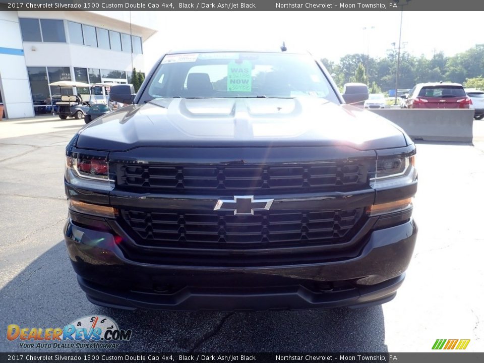 2017 Chevrolet Silverado 1500 Custom Double Cab 4x4 Black / Dark Ash/Jet Black Photo #12