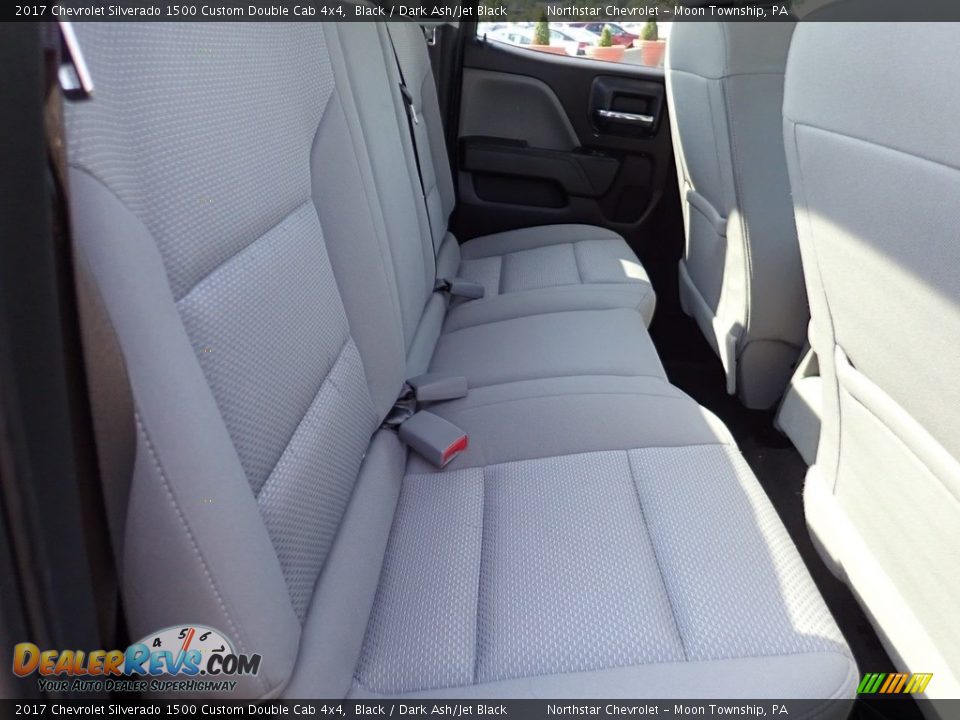 2017 Chevrolet Silverado 1500 Custom Double Cab 4x4 Black / Dark Ash/Jet Black Photo #17
