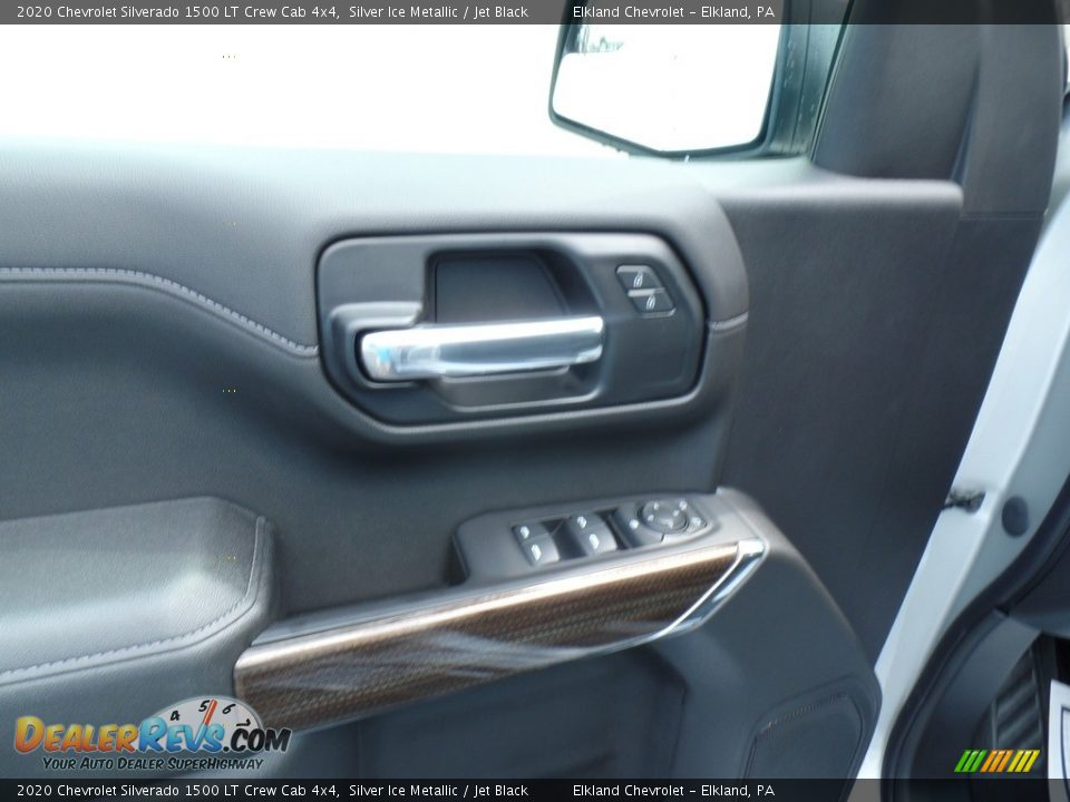 2020 Chevrolet Silverado 1500 LT Crew Cab 4x4 Silver Ice Metallic / Jet Black Photo #15