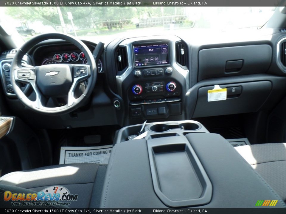 2020 Chevrolet Silverado 1500 LT Crew Cab 4x4 Silver Ice Metallic / Jet Black Photo #34