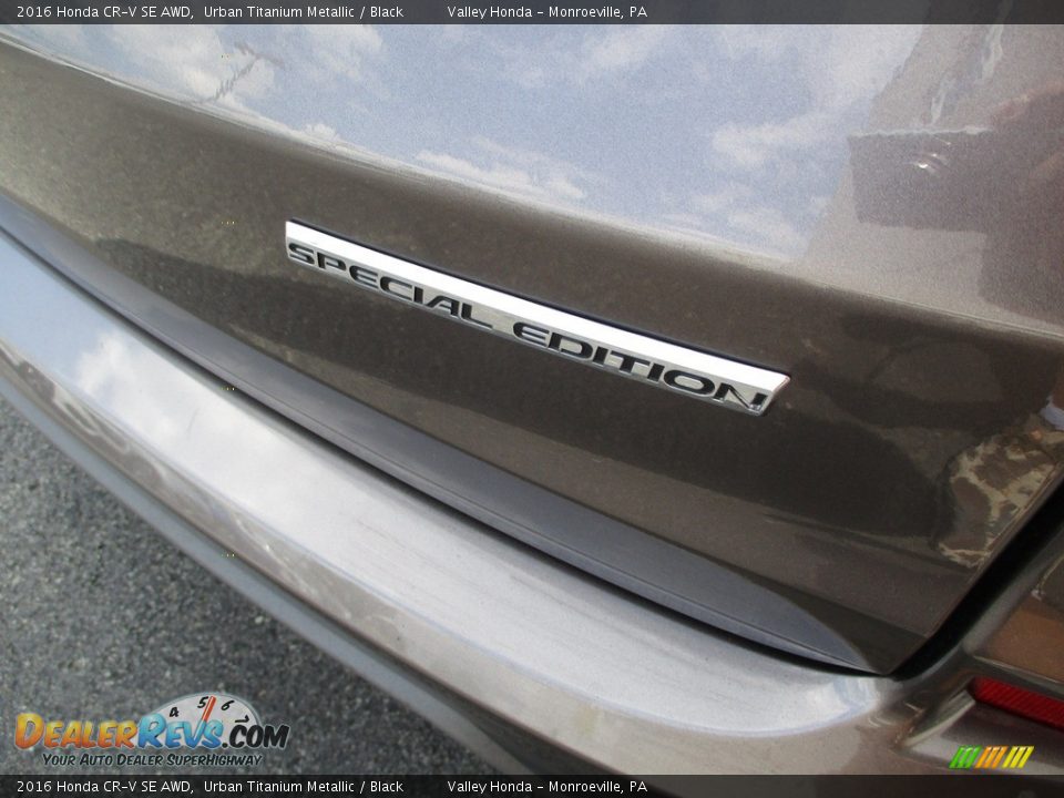 2016 Honda CR-V SE AWD Urban Titanium Metallic / Black Photo #6