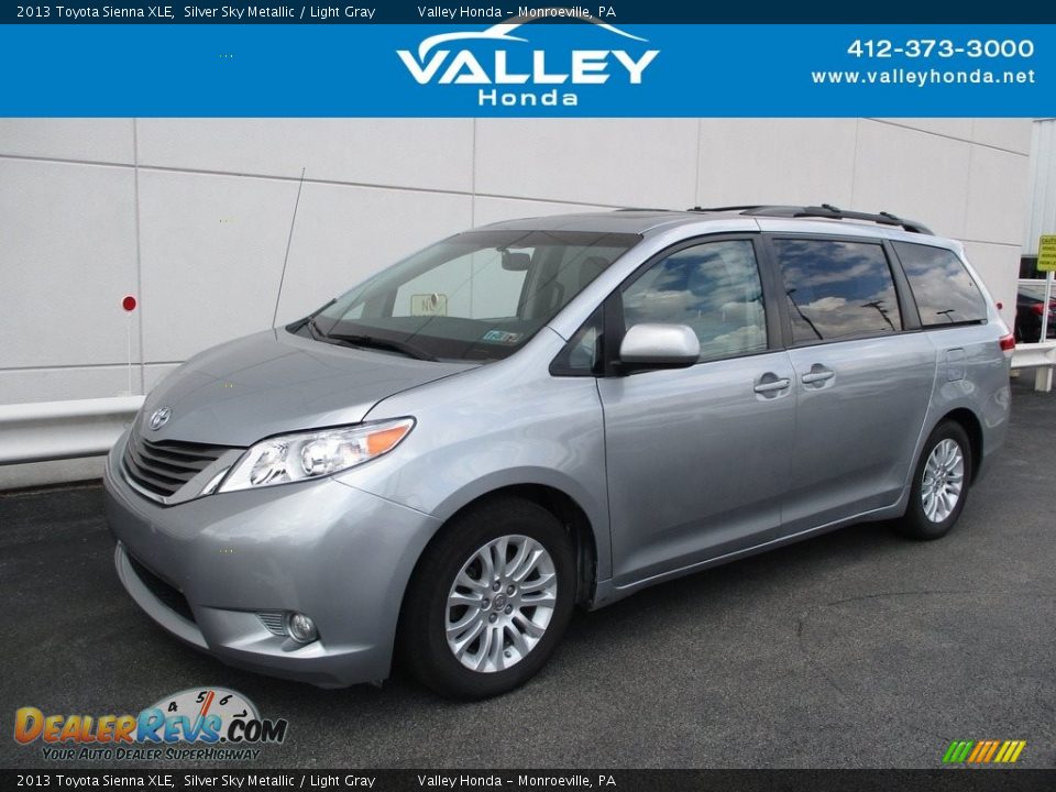 2013 Toyota Sienna XLE Silver Sky Metallic / Light Gray Photo #1