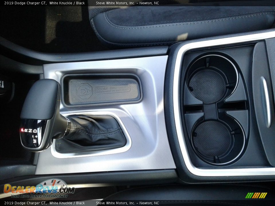 2019 Dodge Charger GT Shifter Photo #26