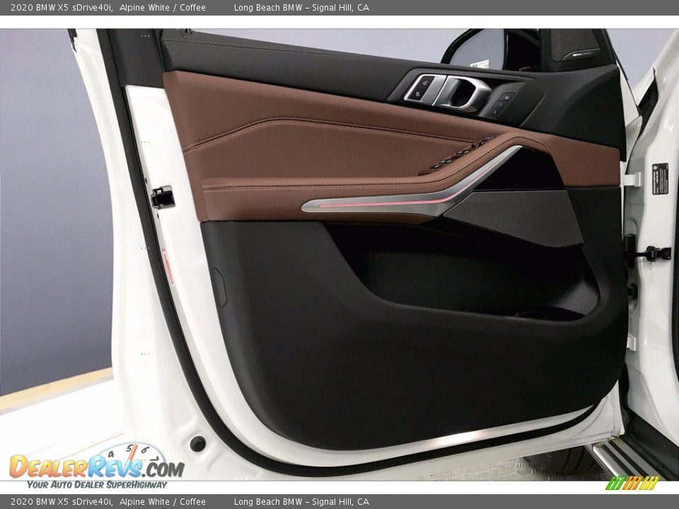Door Panel of 2020 BMW X5 sDrive40i Photo #13