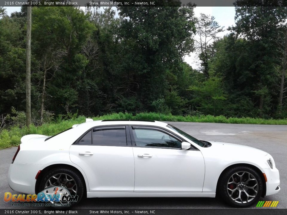 Bright White 2016 Chrysler 300 S Photo #6