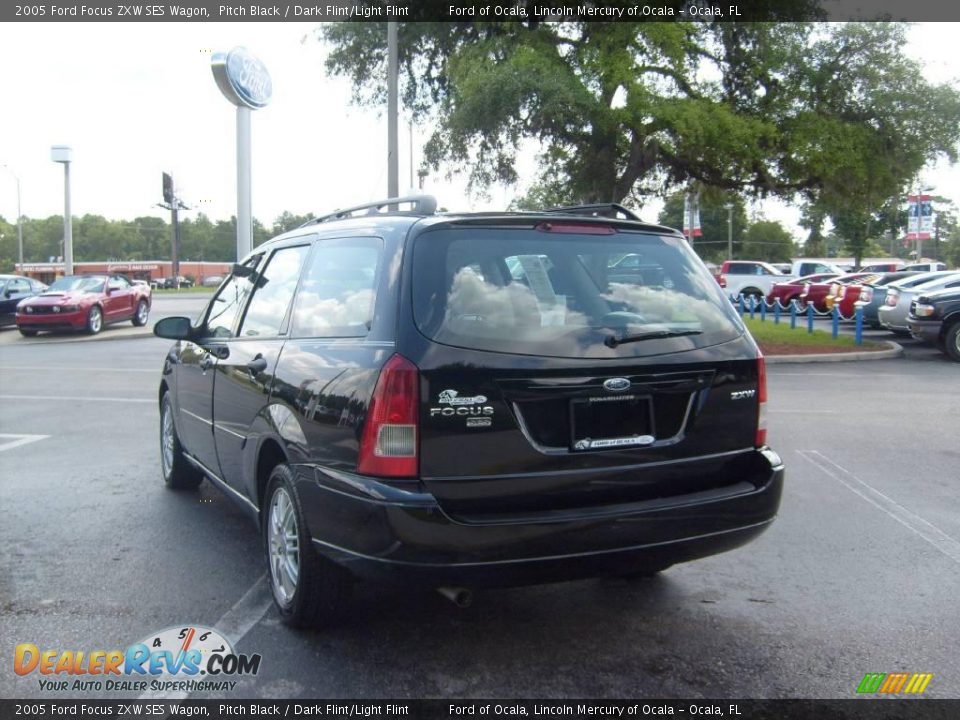 2005 Ford Focus ZXW SES Wagon Pitch Black / Dark Flint/Light Flint Photo #5