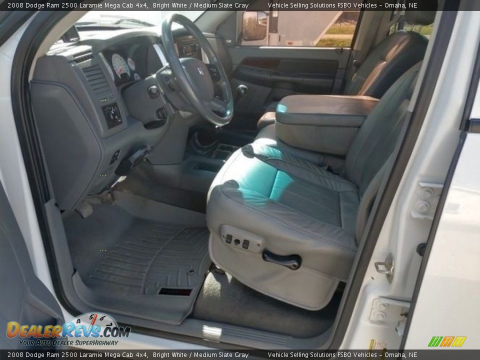 2008 Dodge Ram 2500 Laramie Mega Cab 4x4 Bright White / Medium Slate Gray Photo #5