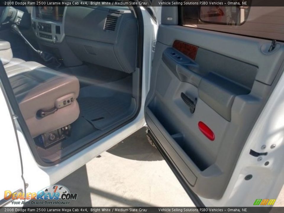 2008 Dodge Ram 2500 Laramie Mega Cab 4x4 Bright White / Medium Slate Gray Photo #14