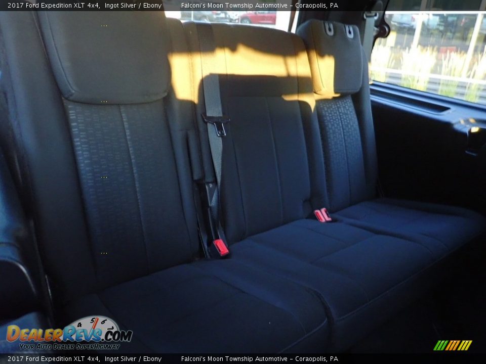 2017 Ford Expedition XLT 4x4 Ingot Silver / Ebony Photo #14