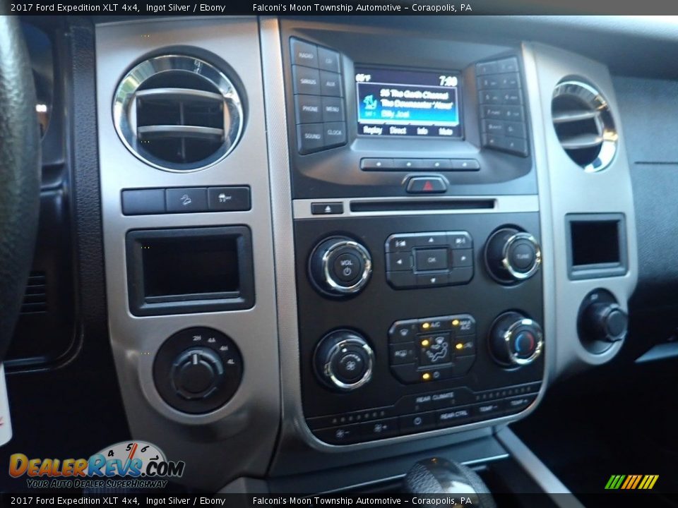 2017 Ford Expedition XLT 4x4 Ingot Silver / Ebony Photo #22
