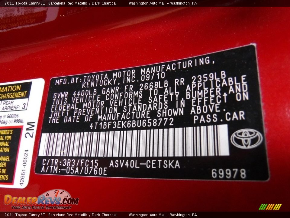 2011 Toyota Camry SE Barcelona Red Metallic / Dark Charcoal Photo #24