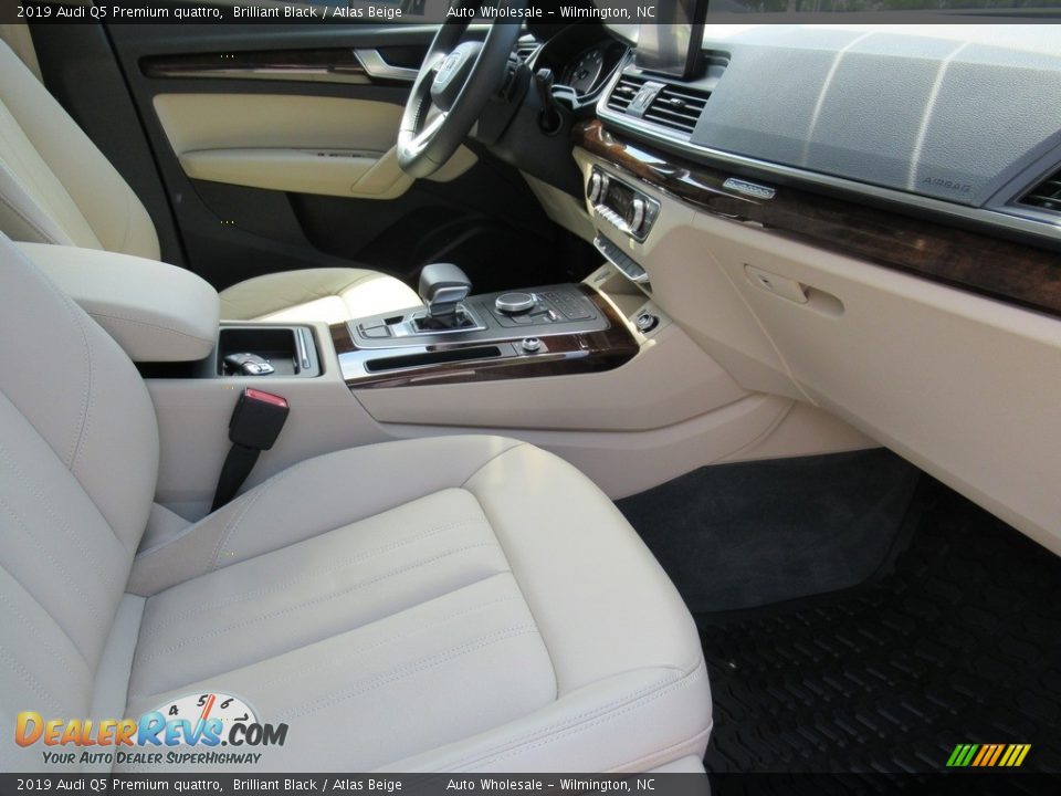 2019 Audi Q5 Premium quattro Brilliant Black / Atlas Beige Photo #12