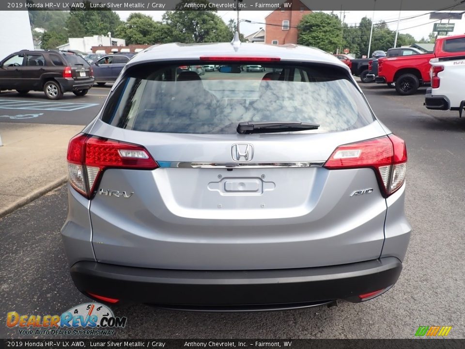 2019 Honda HR-V LX AWD Lunar Silver Metallic / Gray Photo #5