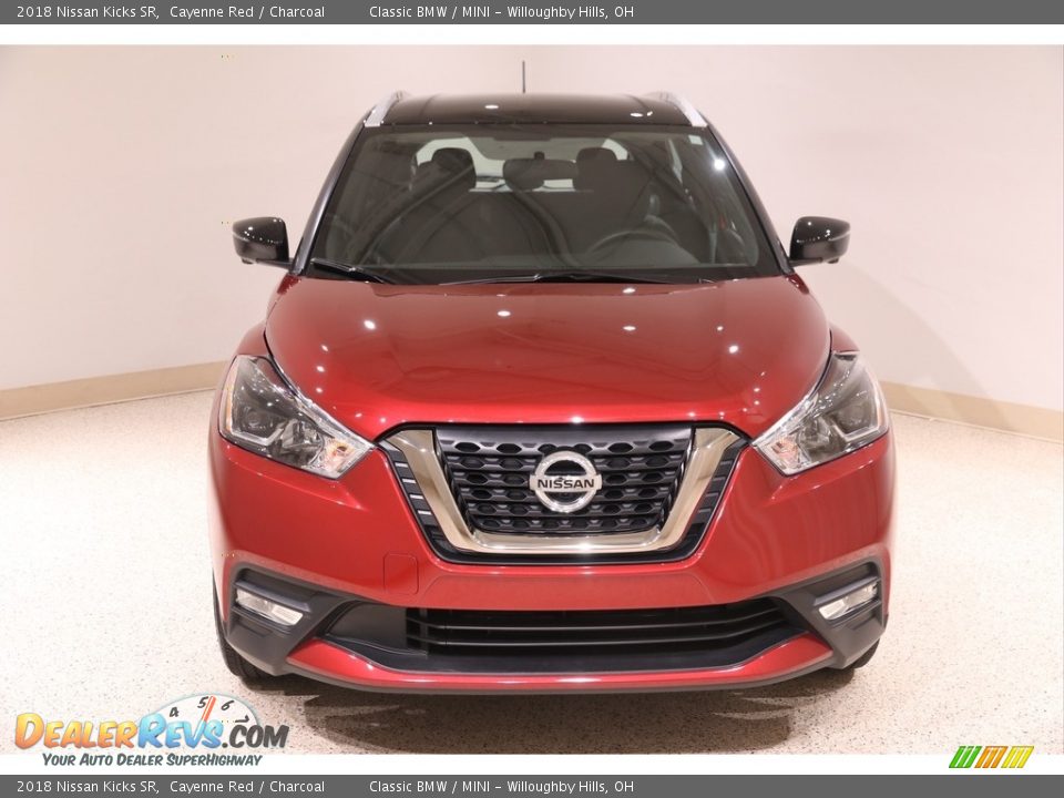 2018 Nissan Kicks SR Cayenne Red / Charcoal Photo #2