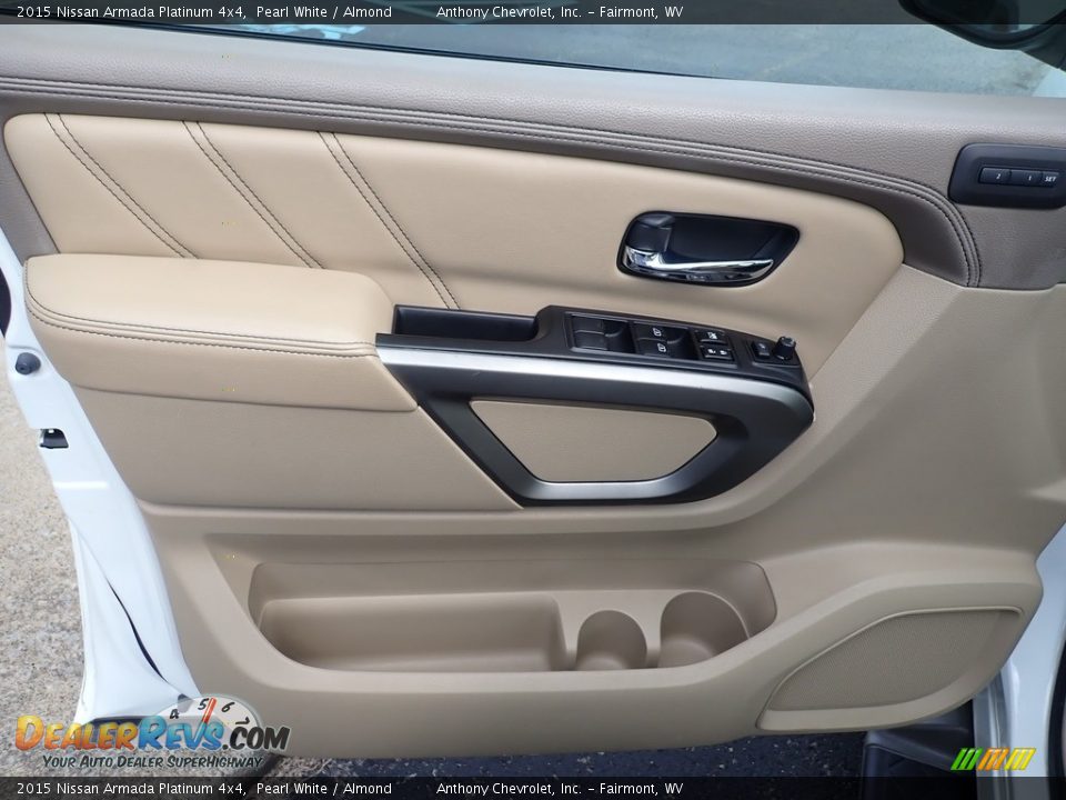 Door Panel of 2015 Nissan Armada Platinum 4x4 Photo #15