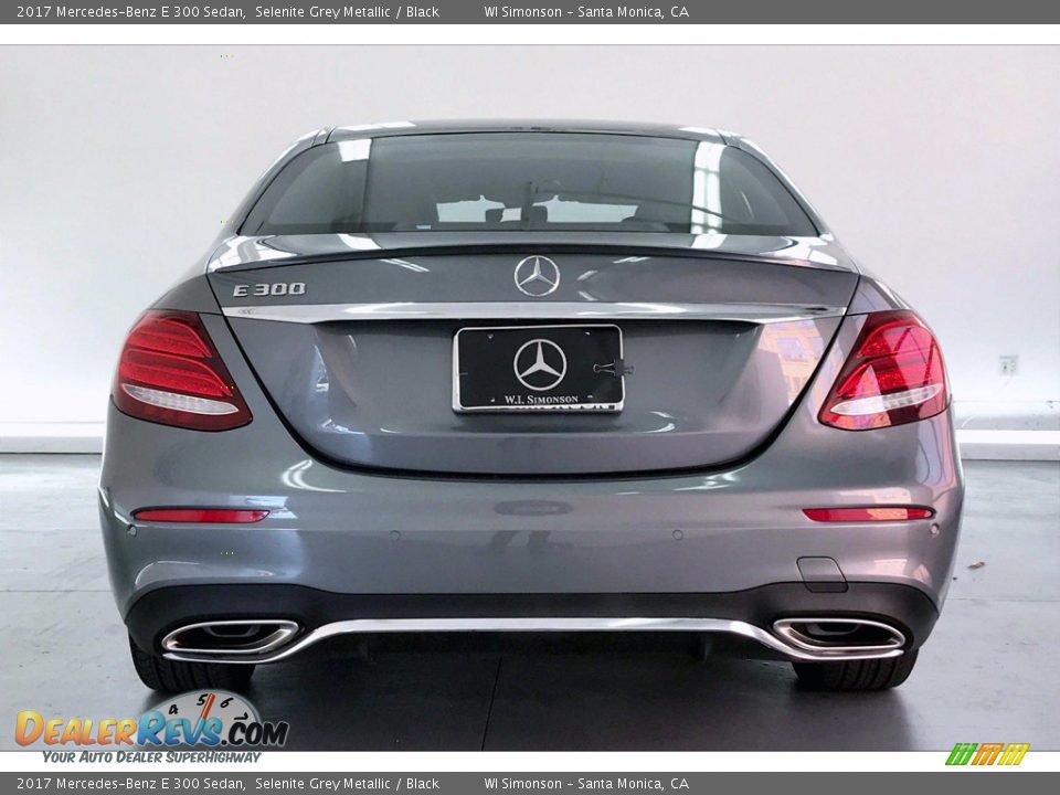 2017 Mercedes-Benz E 300 Sedan Selenite Grey Metallic / Black Photo #3