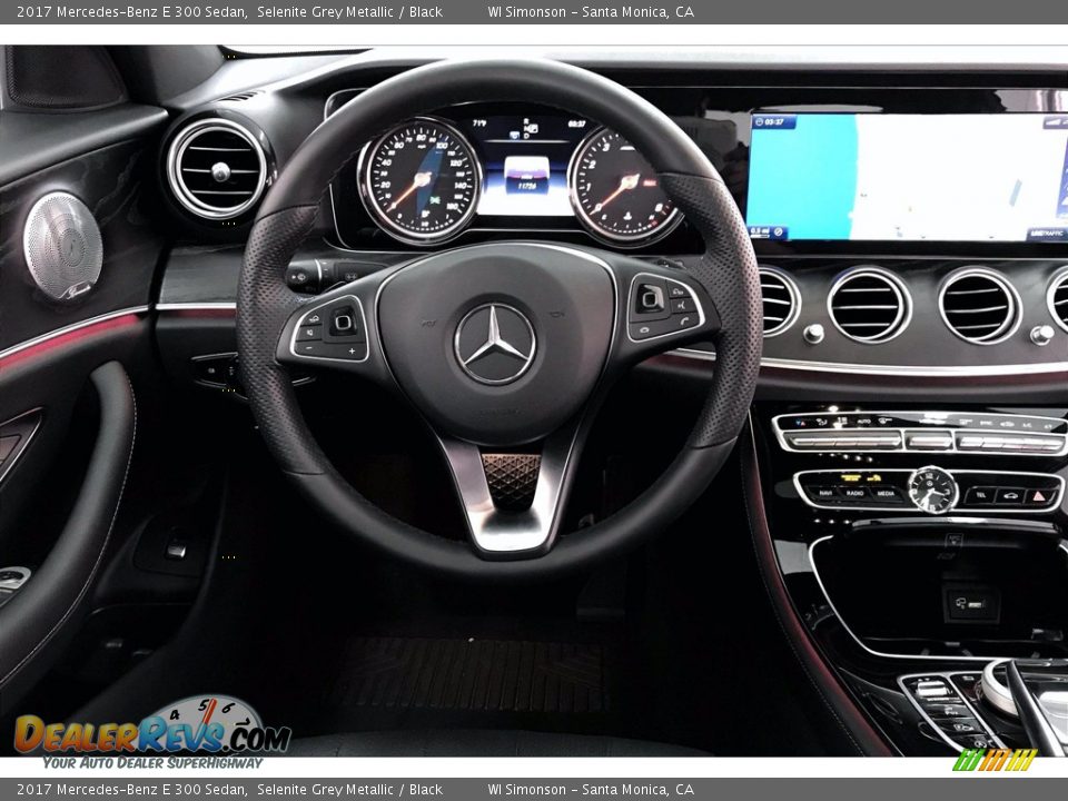 2017 Mercedes-Benz E 300 Sedan Selenite Grey Metallic / Black Photo #4