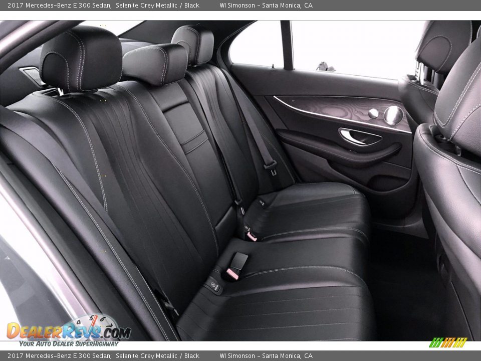 2017 Mercedes-Benz E 300 Sedan Selenite Grey Metallic / Black Photo #13