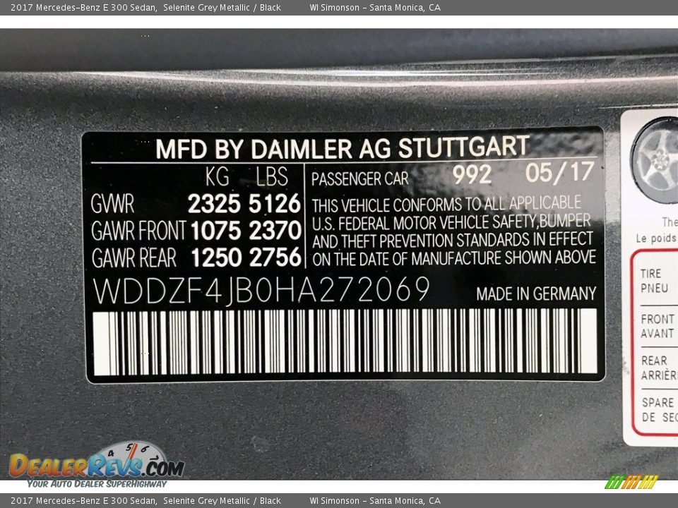 2017 Mercedes-Benz E 300 Sedan Selenite Grey Metallic / Black Photo #24