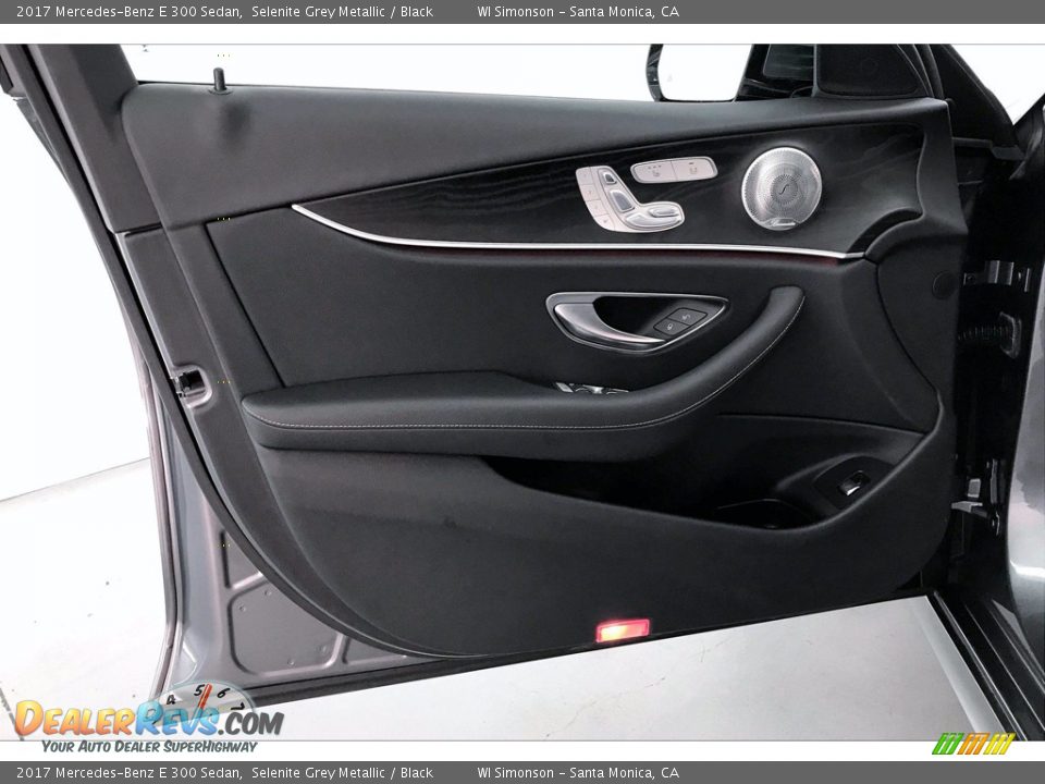 2017 Mercedes-Benz E 300 Sedan Selenite Grey Metallic / Black Photo #25