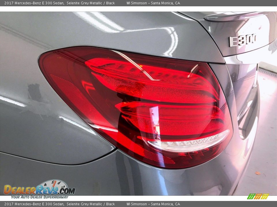 2017 Mercedes-Benz E 300 Sedan Selenite Grey Metallic / Black Photo #26