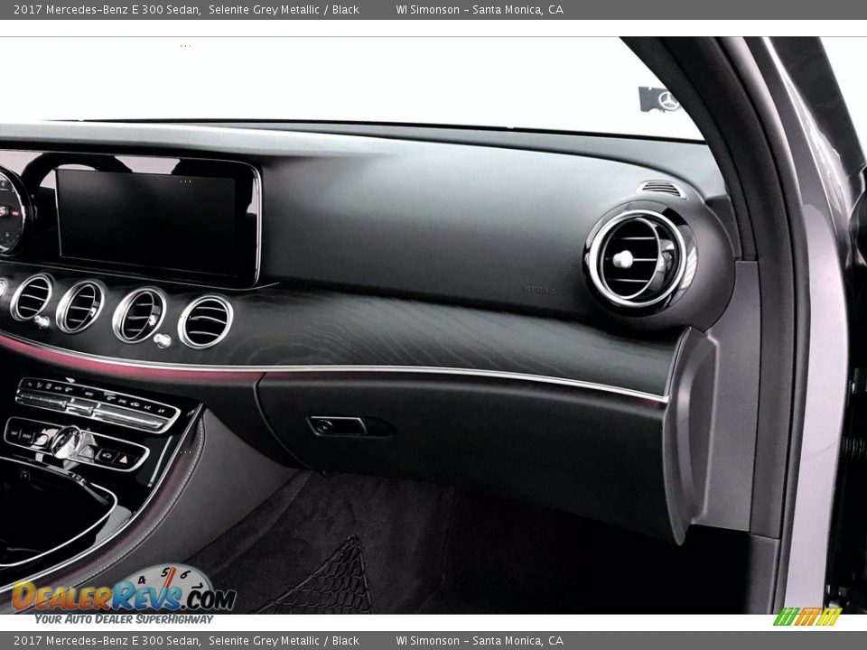 2017 Mercedes-Benz E 300 Sedan Selenite Grey Metallic / Black Photo #28