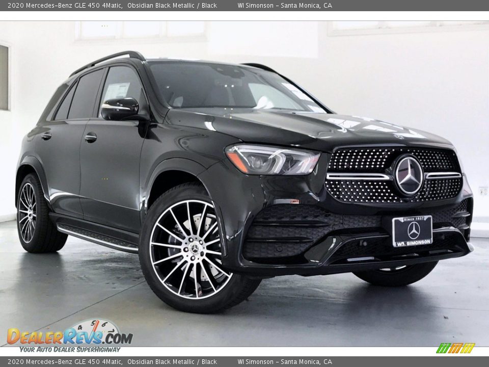 Front 3/4 View of 2020 Mercedes-Benz GLE 450 4Matic Photo #12