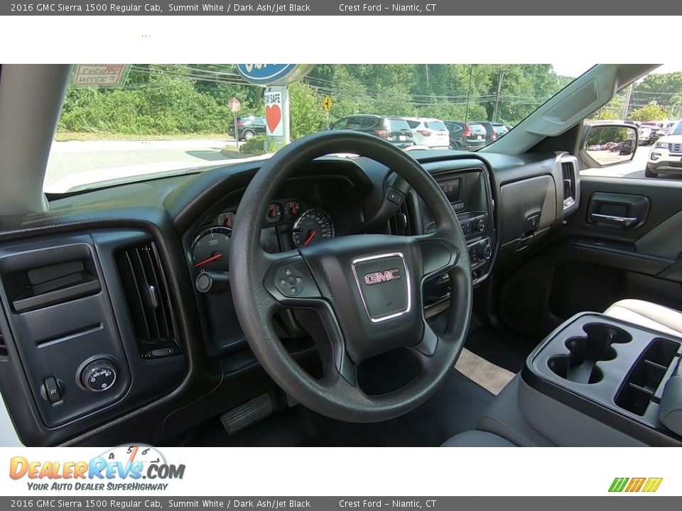 Dashboard of 2016 GMC Sierra 1500 Regular Cab Photo #11