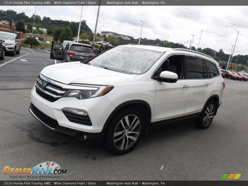 2016 Honda Pilot Touring AWD White Diamond Pearl / Black Photo #5