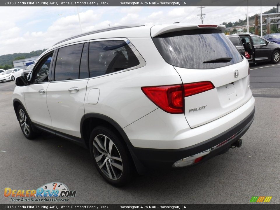 2016 Honda Pilot Touring AWD White Diamond Pearl / Black Photo #7