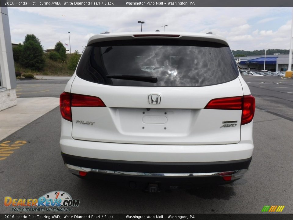 2016 Honda Pilot Touring AWD White Diamond Pearl / Black Photo #8