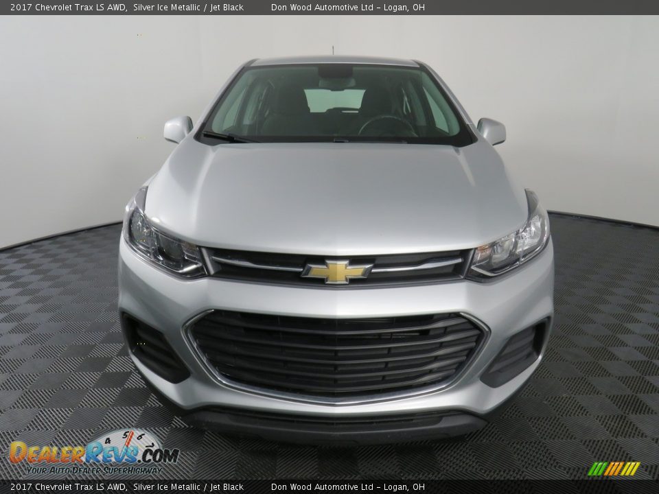 2017 Chevrolet Trax LS AWD Silver Ice Metallic / Jet Black Photo #5