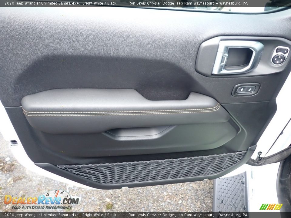 2020 Jeep Wrangler Unlimited Sahara 4x4 Bright White / Black Photo #10