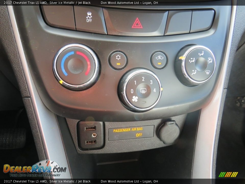 2017 Chevrolet Trax LS AWD Silver Ice Metallic / Jet Black Photo #25