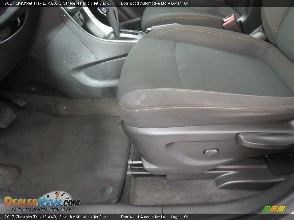 2017 Chevrolet Trax LS AWD Silver Ice Metallic / Jet Black Photo #27