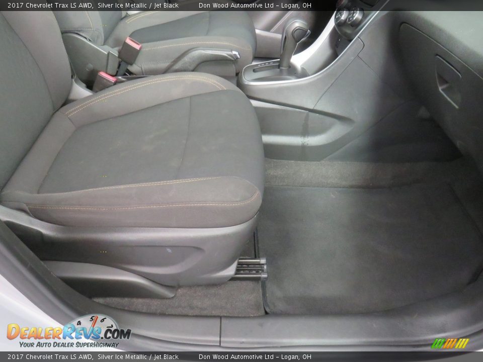 2017 Chevrolet Trax LS AWD Silver Ice Metallic / Jet Black Photo #36