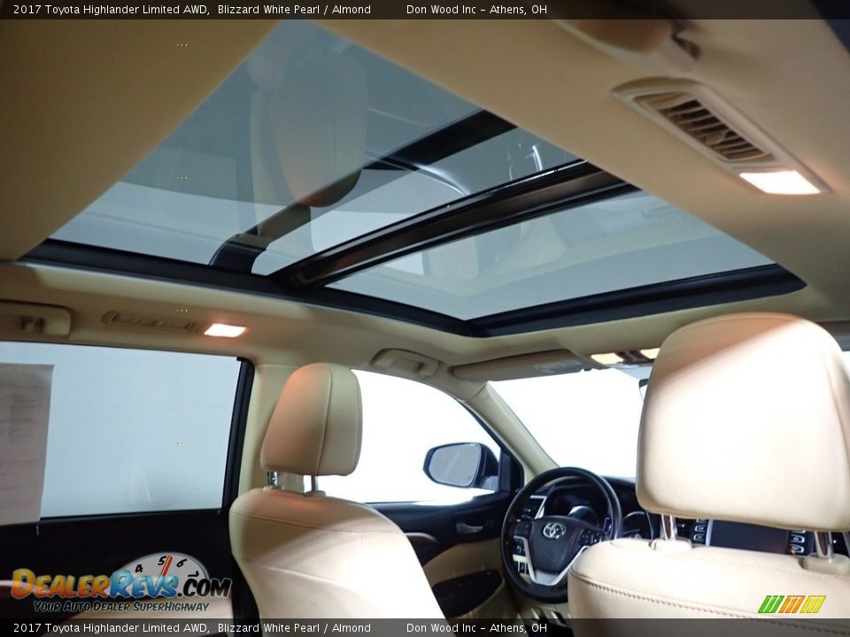 2017 Toyota Highlander Limited AWD Blizzard White Pearl / Almond Photo #9