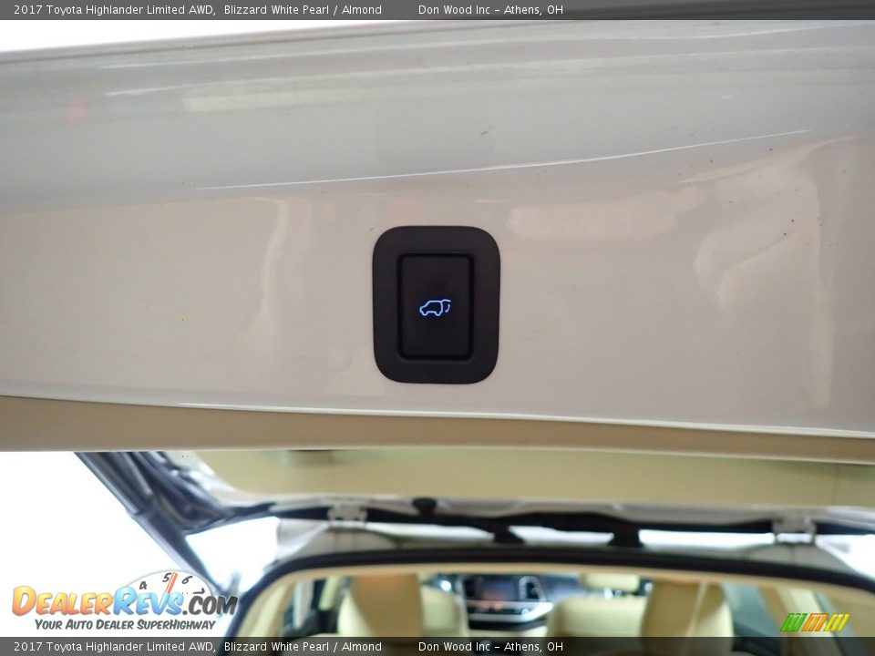2017 Toyota Highlander Limited AWD Blizzard White Pearl / Almond Photo #13