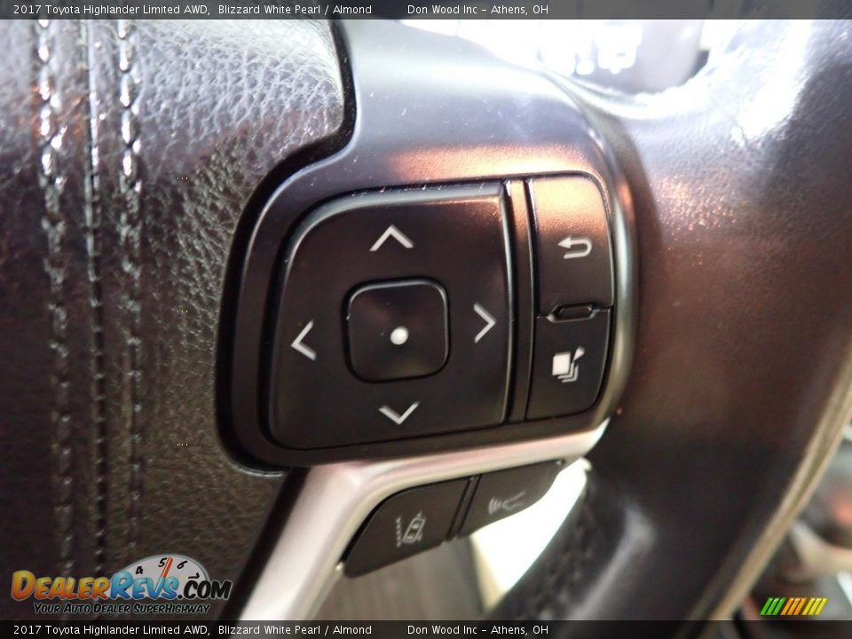 2017 Toyota Highlander Limited AWD Blizzard White Pearl / Almond Photo #17