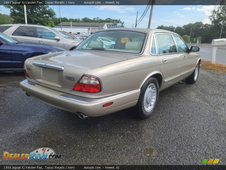 1999 Jaguar XJ Vanden Plas Topaz Metallic / Ivory Photo #4