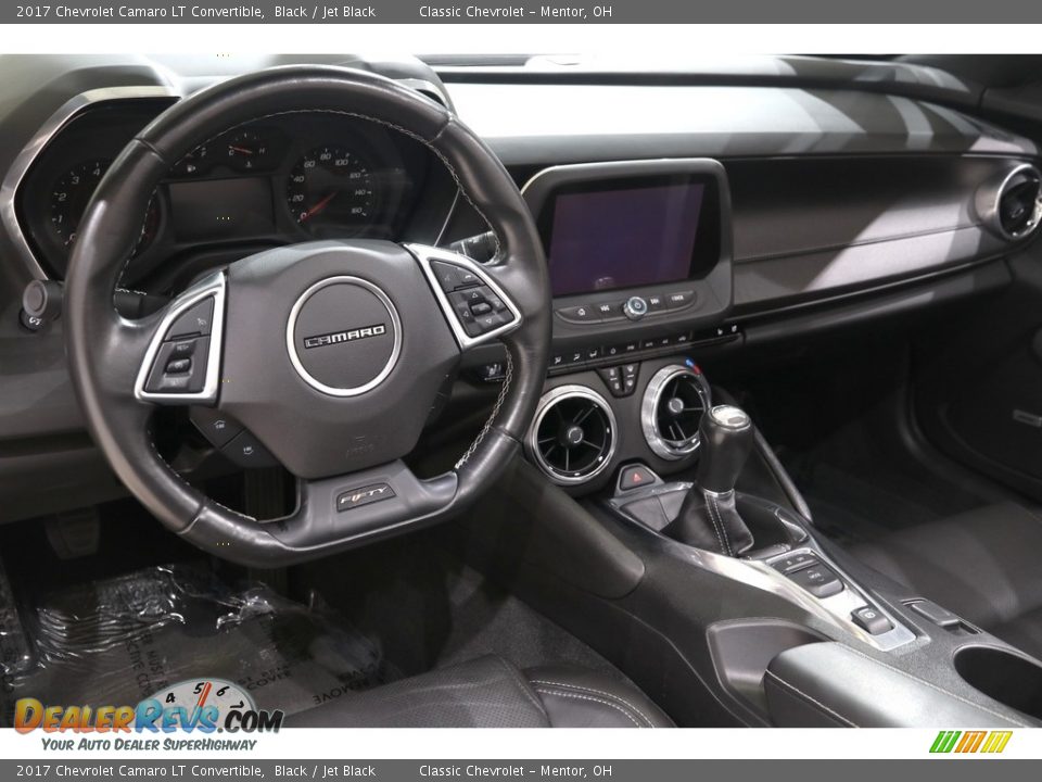 Dashboard of 2017 Chevrolet Camaro LT Convertible Photo #9