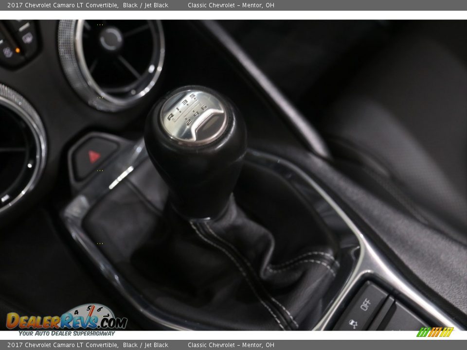 2017 Chevrolet Camaro LT Convertible Shifter Photo #27